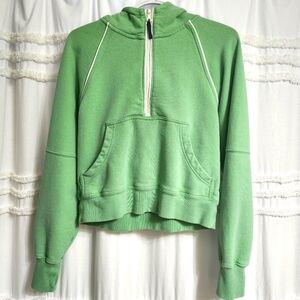 NWOT Offline by Aerie Throwback Quarter Zip Hoody.
